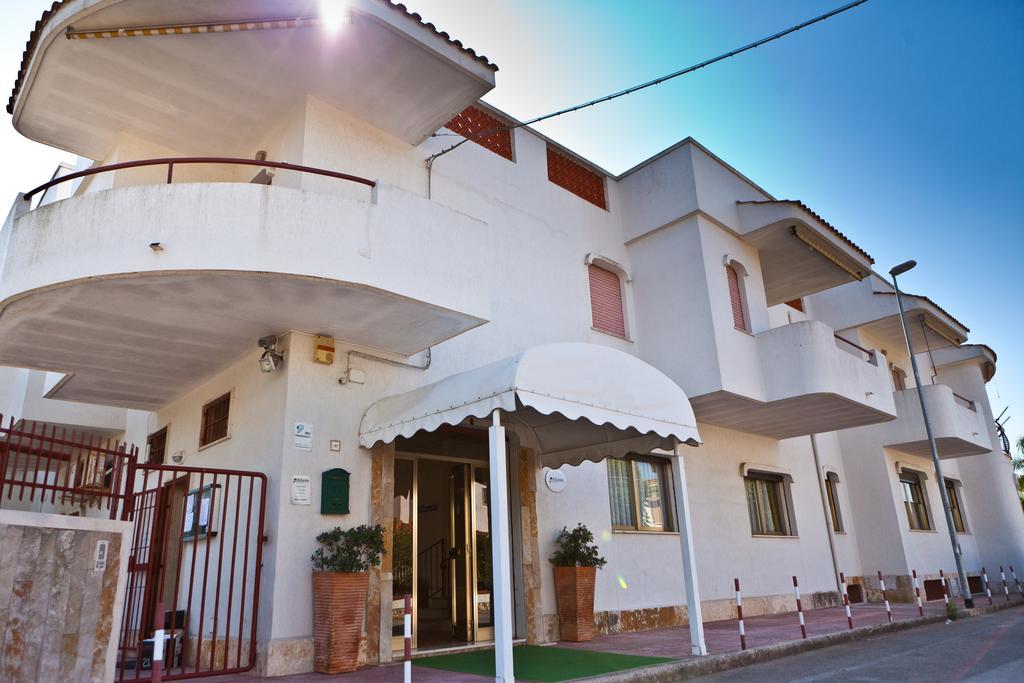 Residence Atlante Leporano Exterior photo