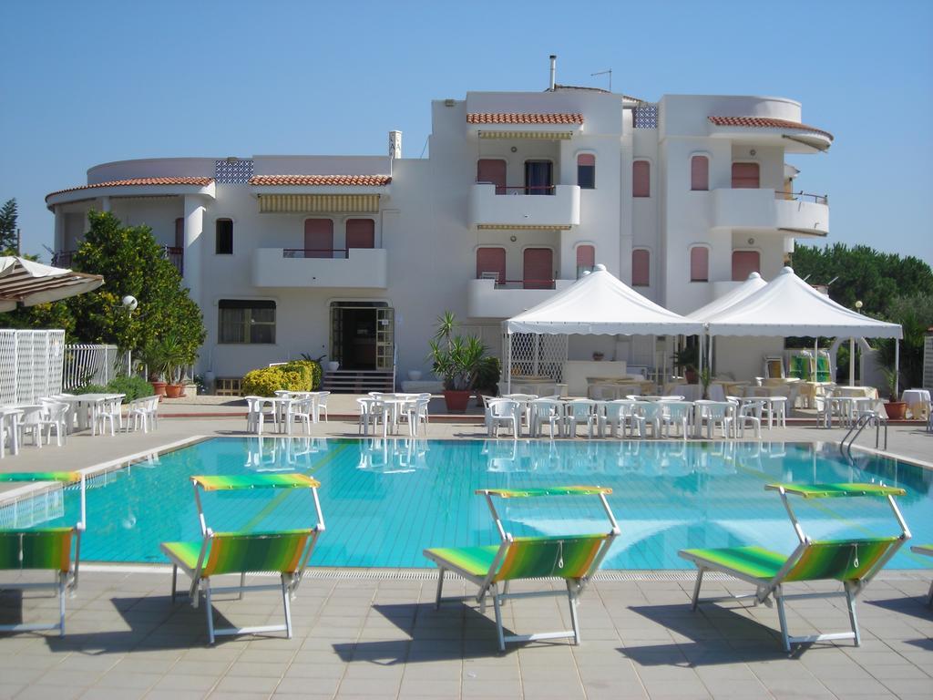 Residence Atlante Leporano Exterior photo